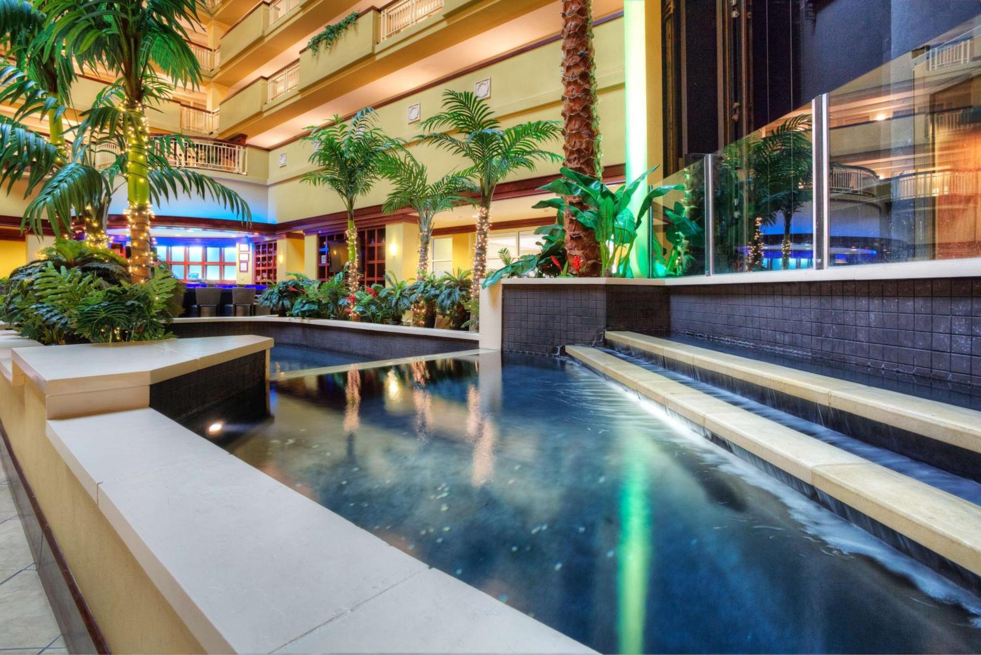 Embassy Suites By Hilton Laredo Exteriör bild