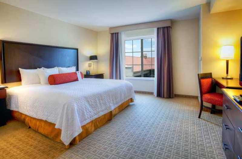 Embassy Suites By Hilton Laredo Exteriör bild